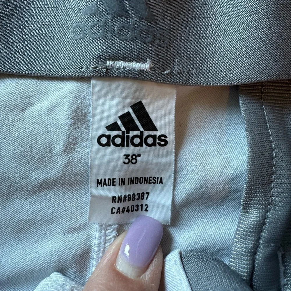 ADIDAS Men’s Classic Off White Men's Shorts Size 38 Athletic Golf Lightweight